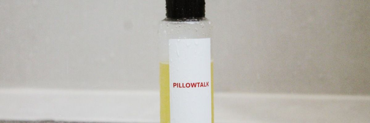 Лімітована олійка для душу Pillowtalk  фото