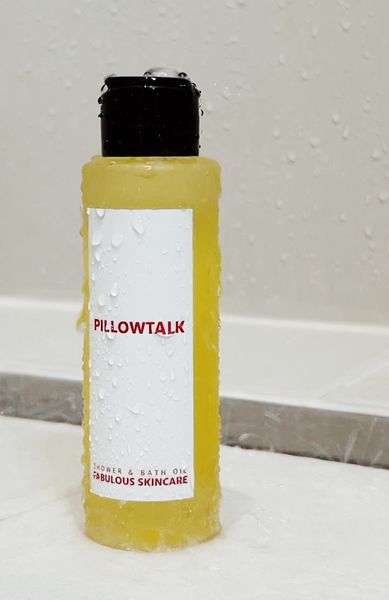 PILLOWTALK олійка для душу та ванни з ароматом сицилійських апельсинів та ілангу pillowtalkoil фото